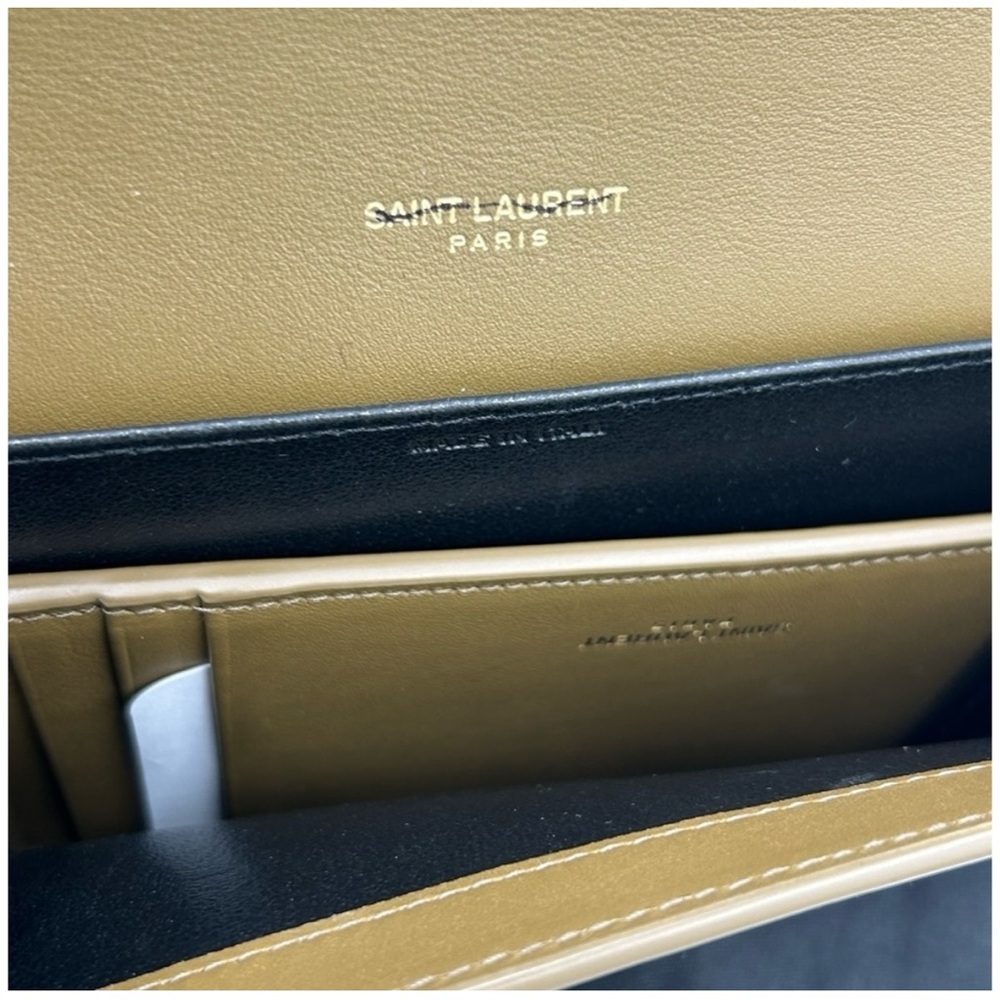 Saint Laurent Ysl Tan Leather
Clutch/chain wallet made in Italy - Picture 6 of 8
